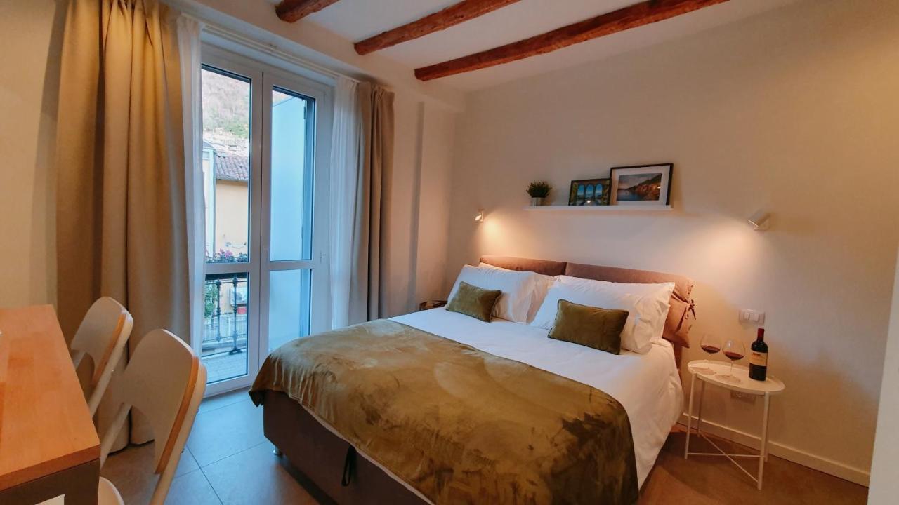 Foscolo 9 Room - Breakfast Como Exteriér fotografie